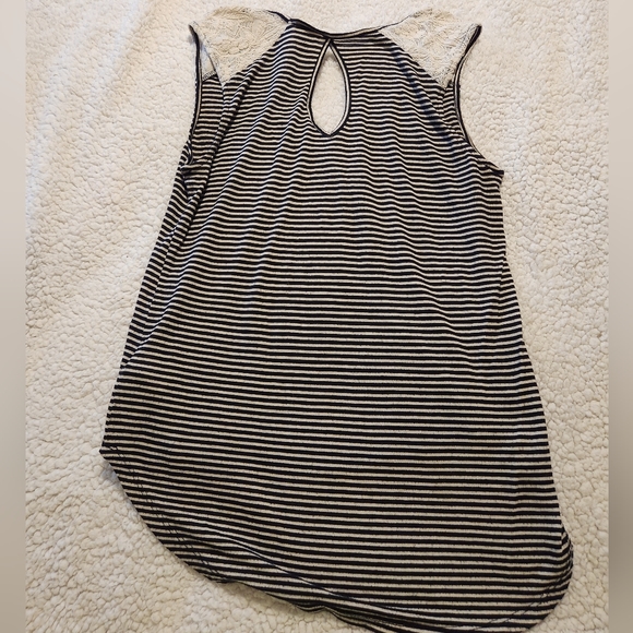 Mudd Black and White Striped Tank Medium - Picture 2 of 5